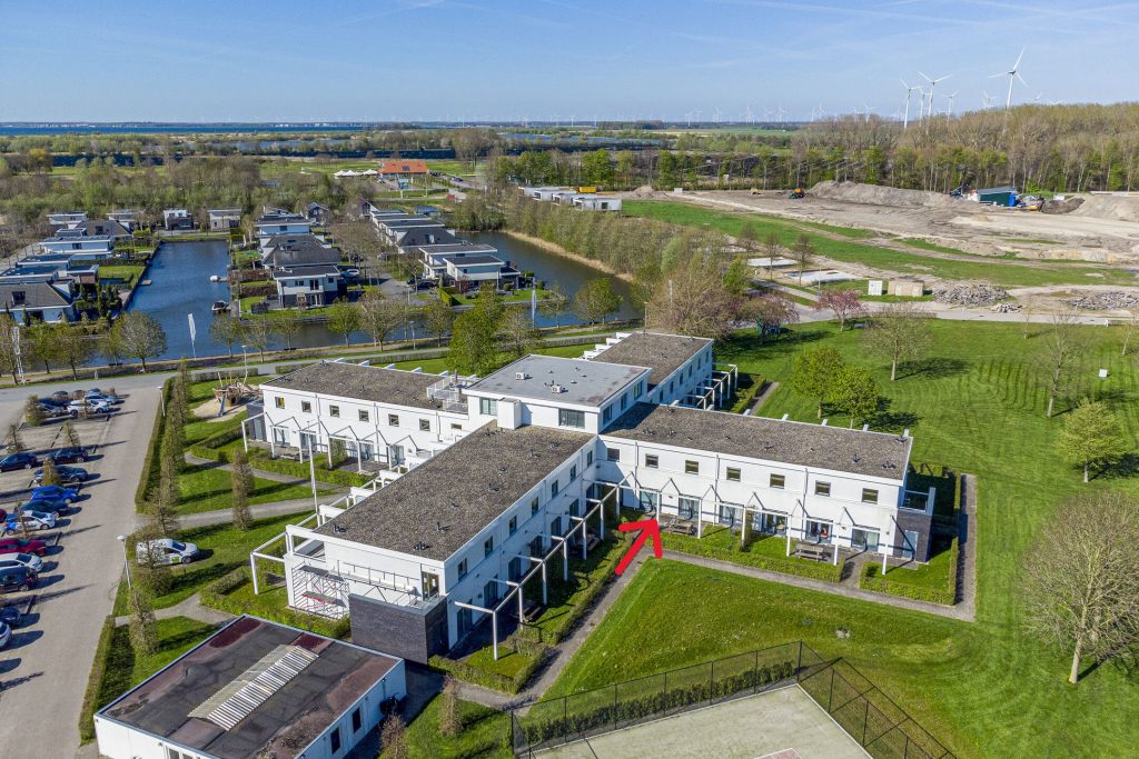 Pluvierenweg76Zeewolde02 met pijl